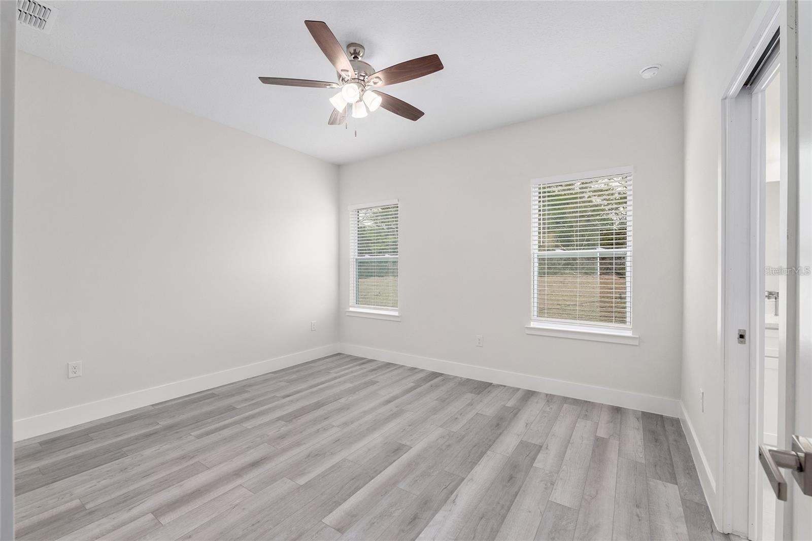 MARION OAKS UN 7 - Residential