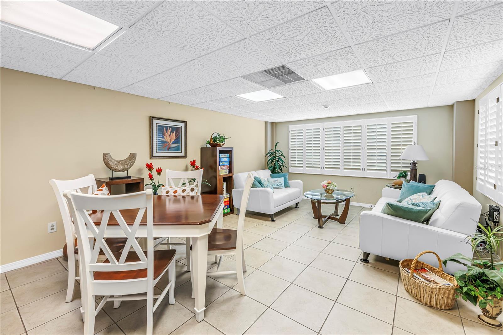 PARK SHORE CONDO - Residential