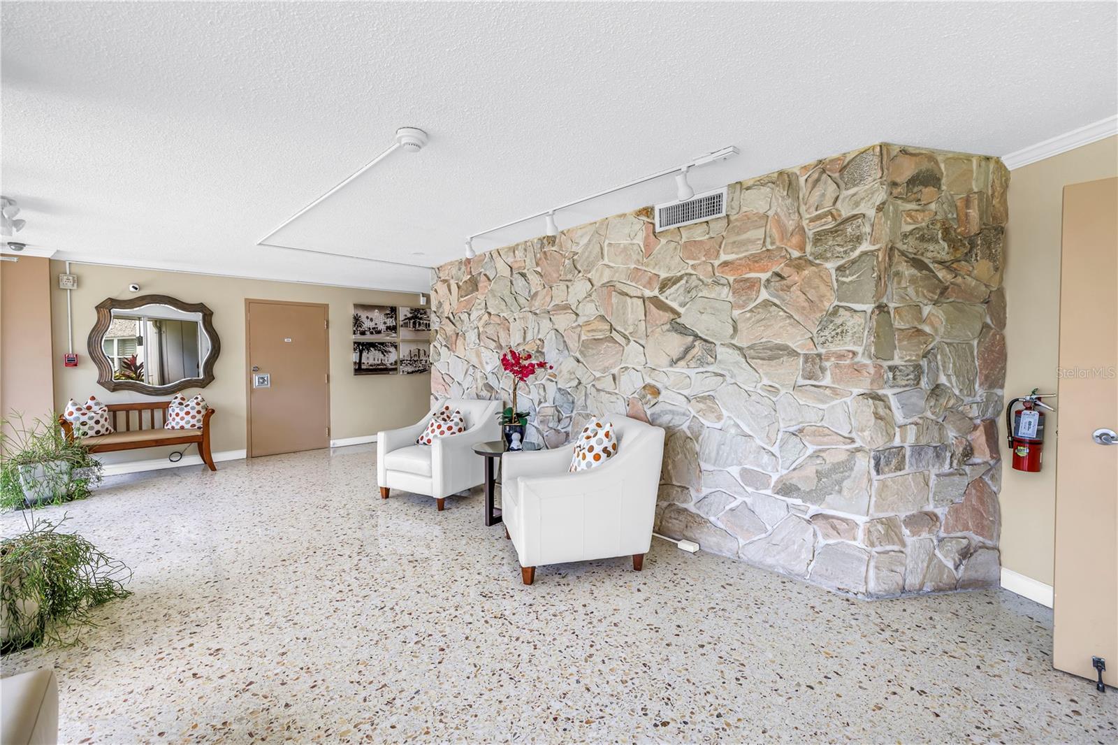 PARK SHORE CONDO - Residential
