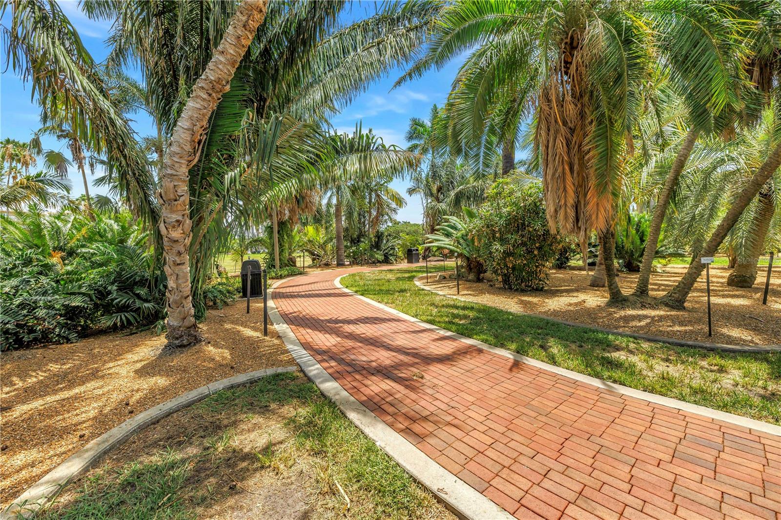 PARK SHORE CONDO - Residential