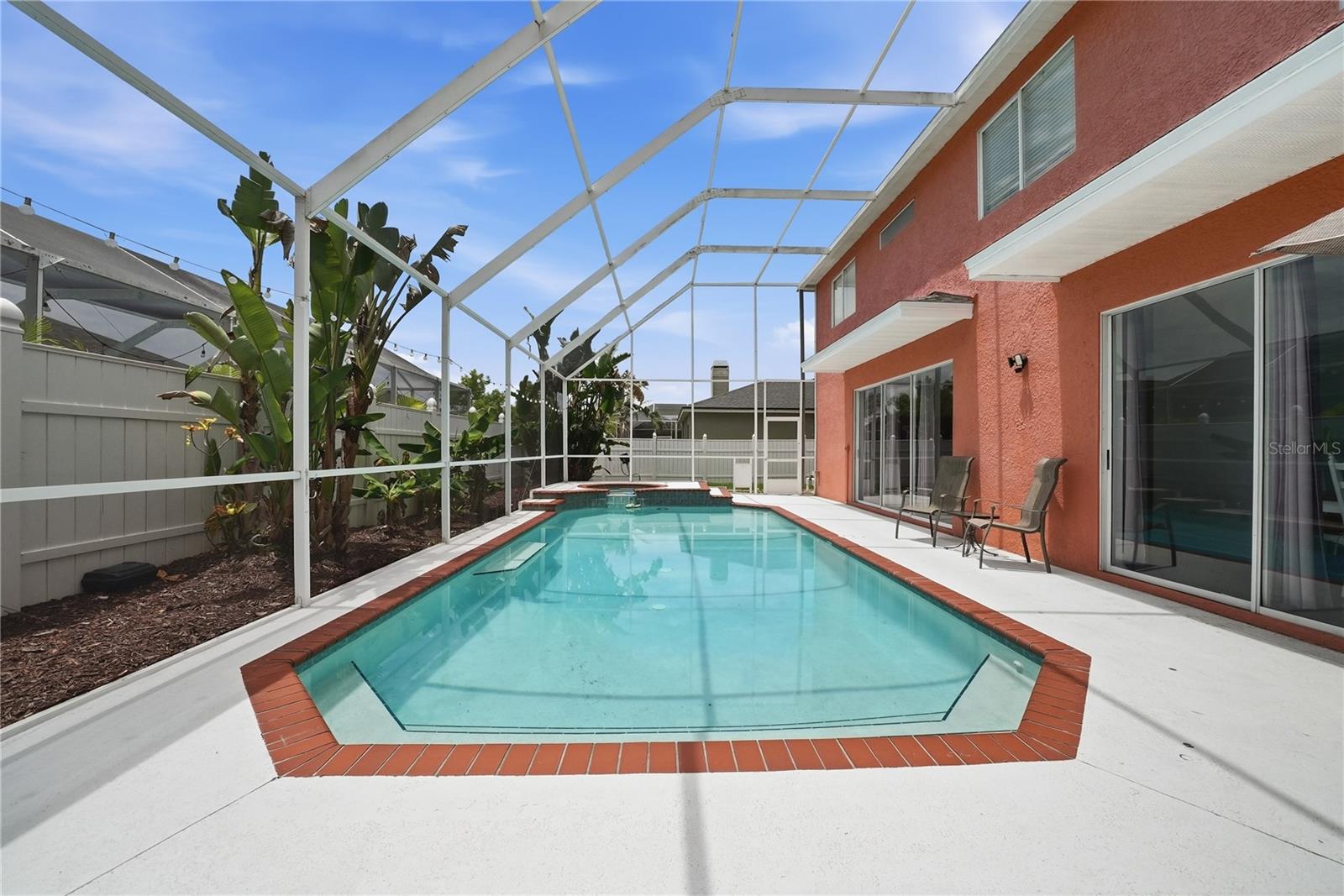 CLUBHOUSE ESTATES AT SUMMERFIE - Residential