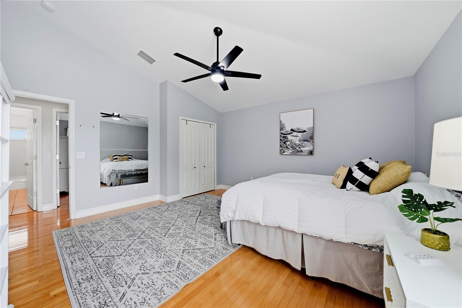 CLUBHOUSE ESTATES AT SUMMERFIE - Residential