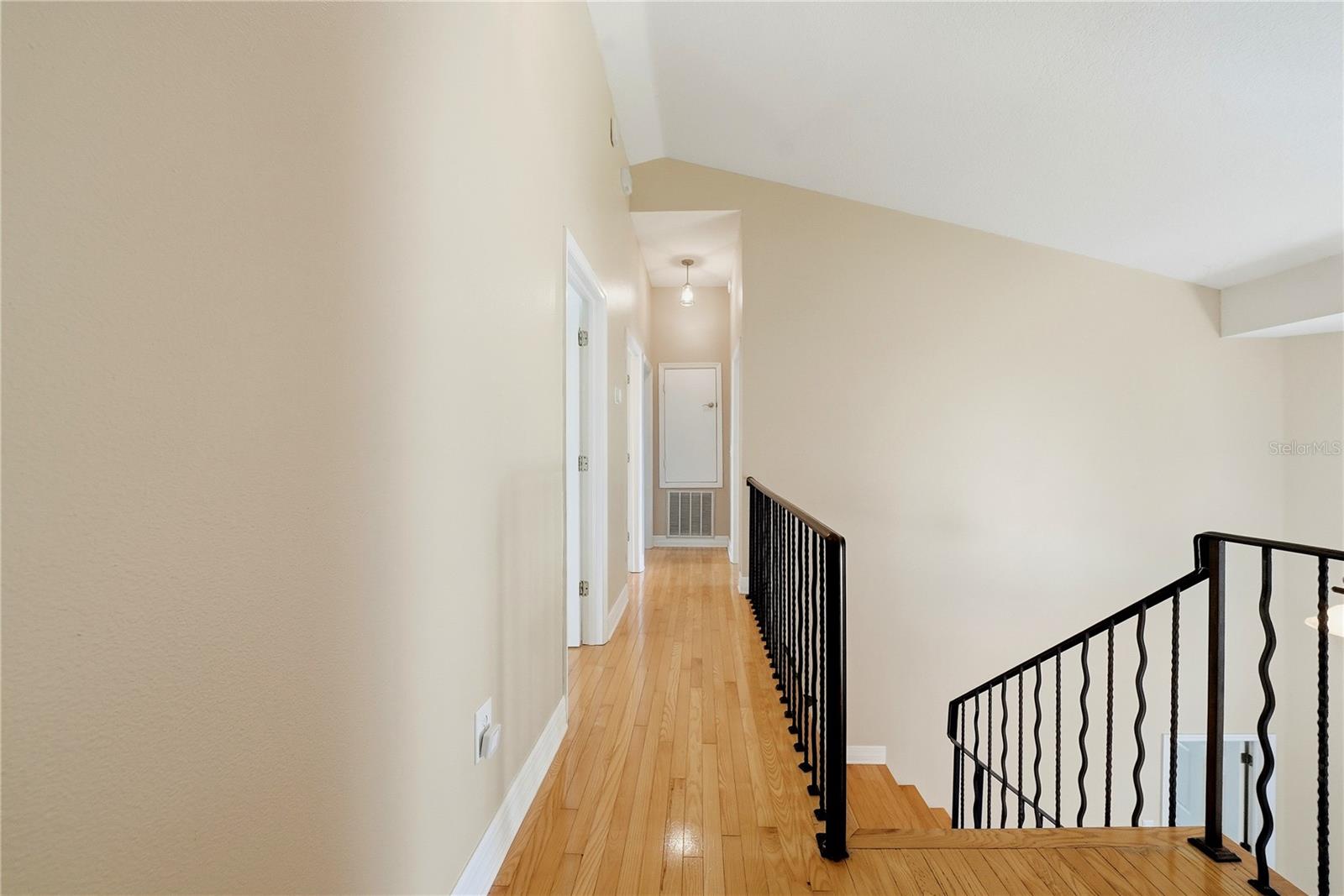 CLUBHOUSE ESTATES AT SUMMERFIE - Residential