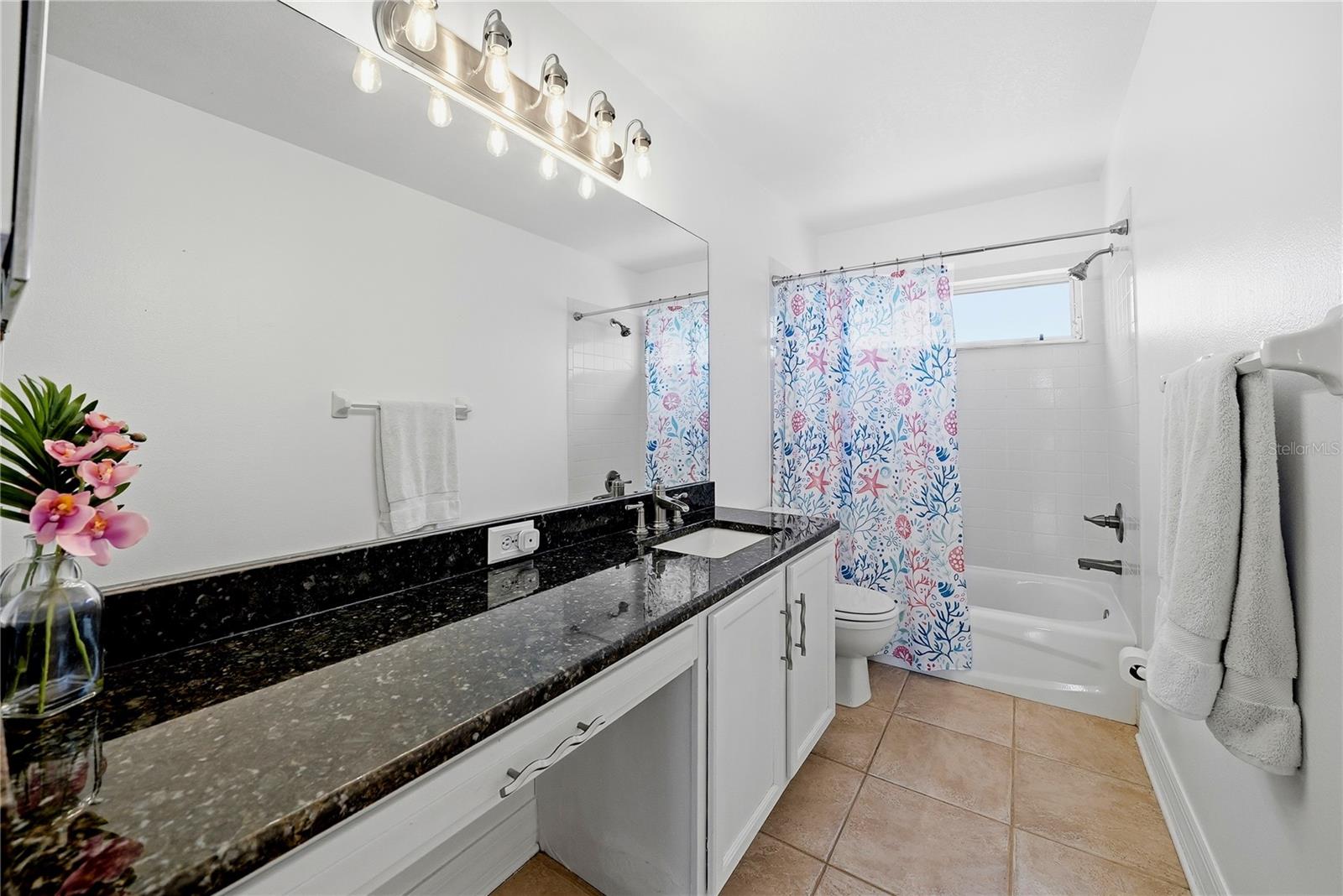 CLUBHOUSE ESTATES AT SUMMERFIE - Residential