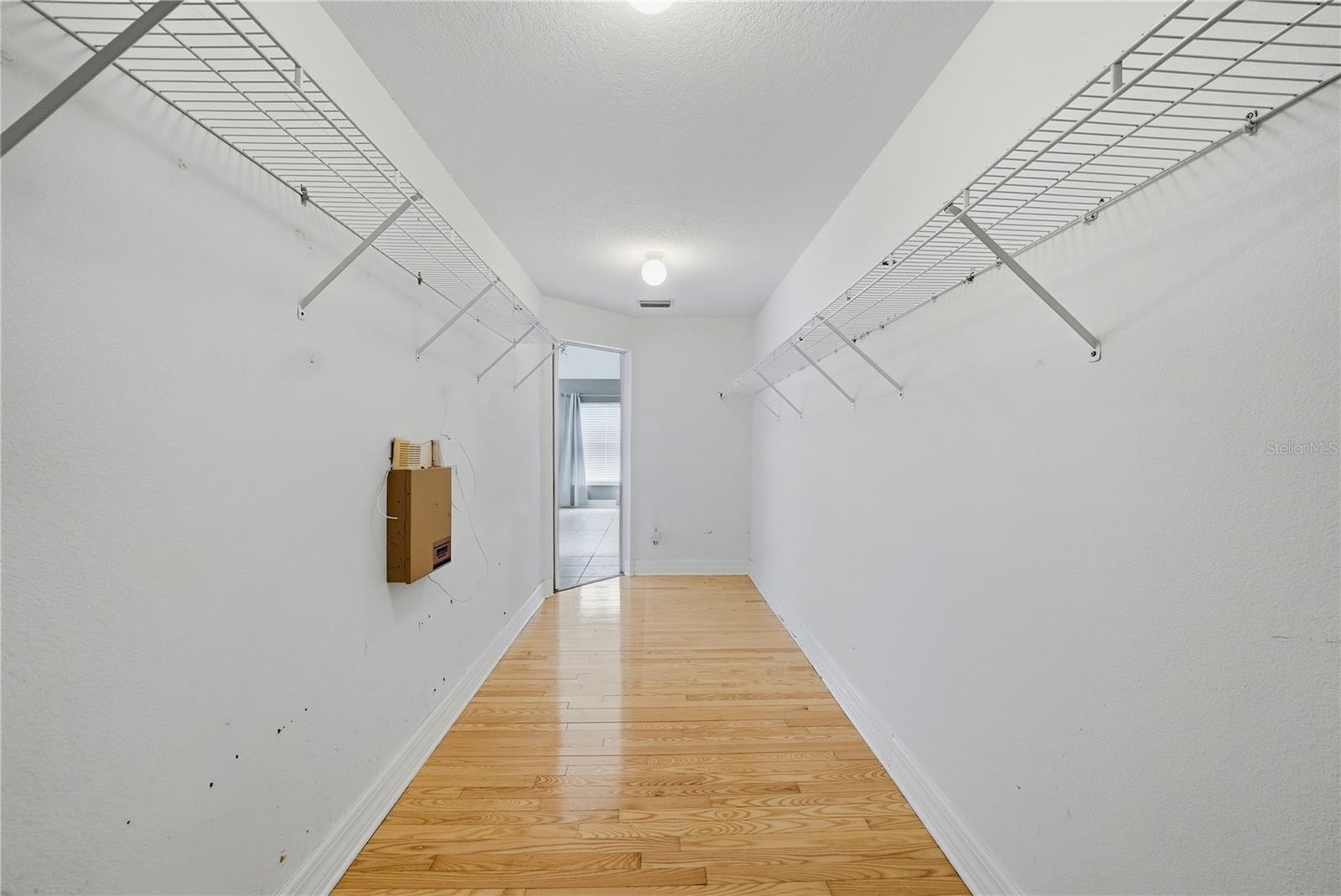CLUBHOUSE ESTATES AT SUMMERFIE - Residential