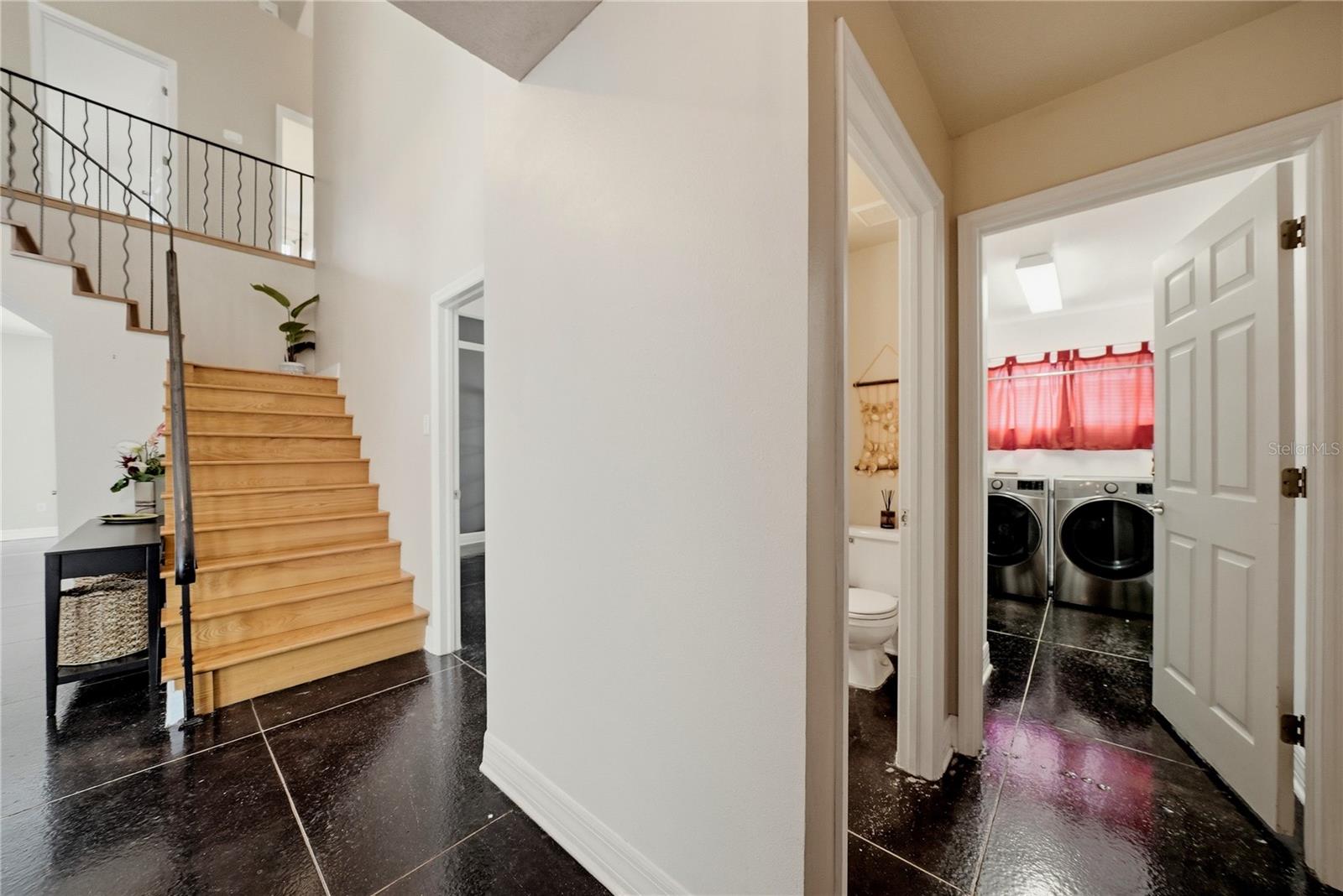 CLUBHOUSE ESTATES AT SUMMERFIE - Residential
