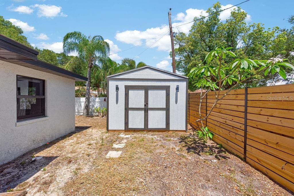 KENNETH CITY - Residential