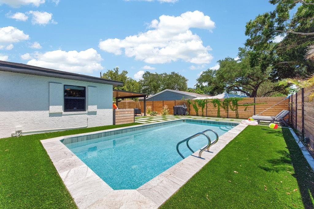 KENNETH CITY - Residential