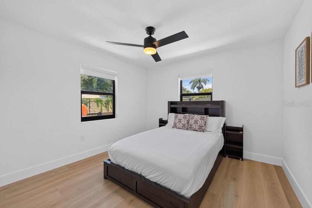 KENNETH CITY - Residential