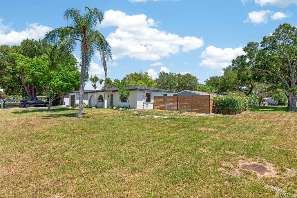 KENNETH CITY - Residential