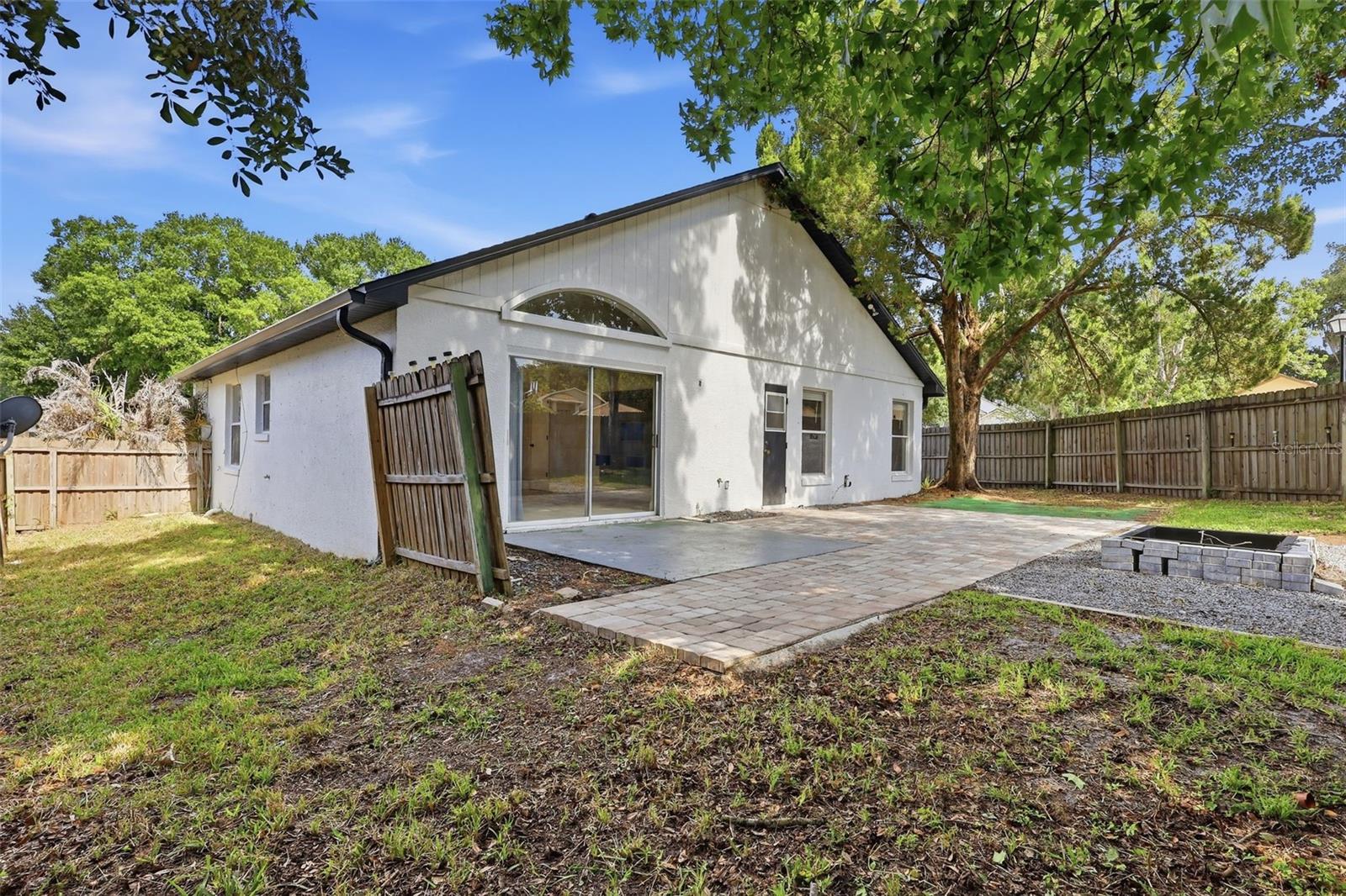 RIVERSIDE AT TWIN RIVERS UN 1 - Residential