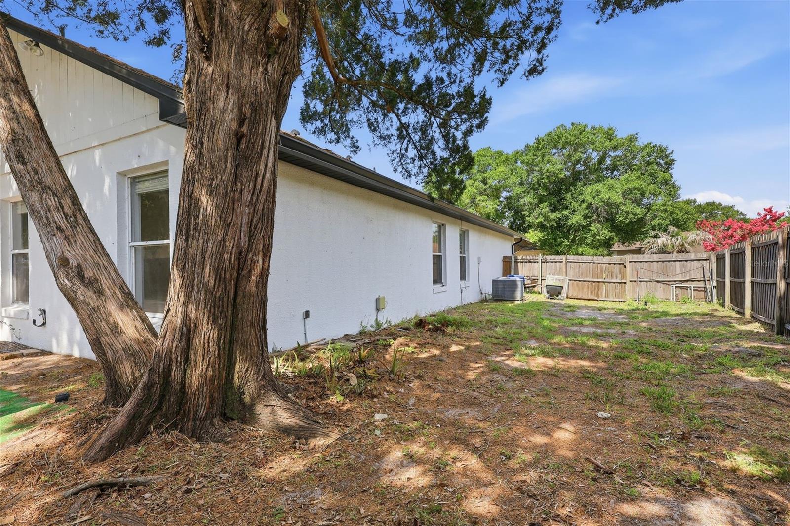 RIVERSIDE AT TWIN RIVERS UN 1 - Residential
