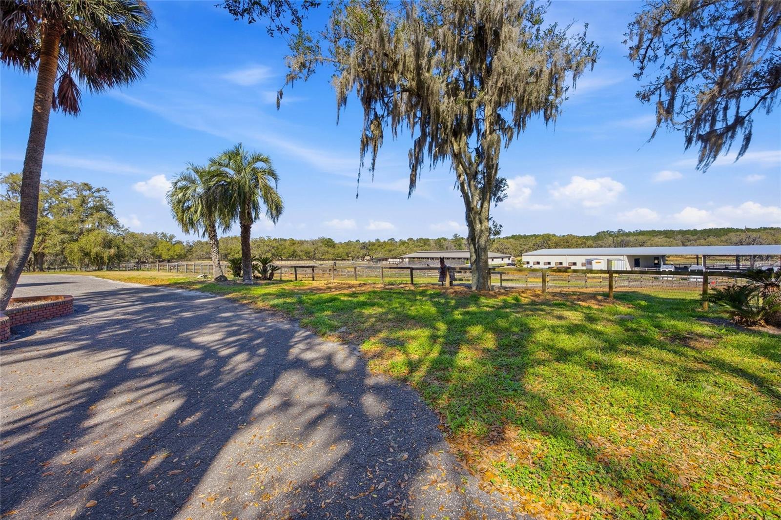 ACREAGE NON SUBDIVISION - Residential