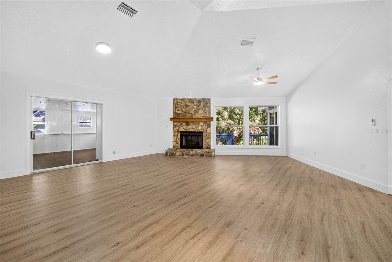 HOMOSASSA CO SUB - Residential