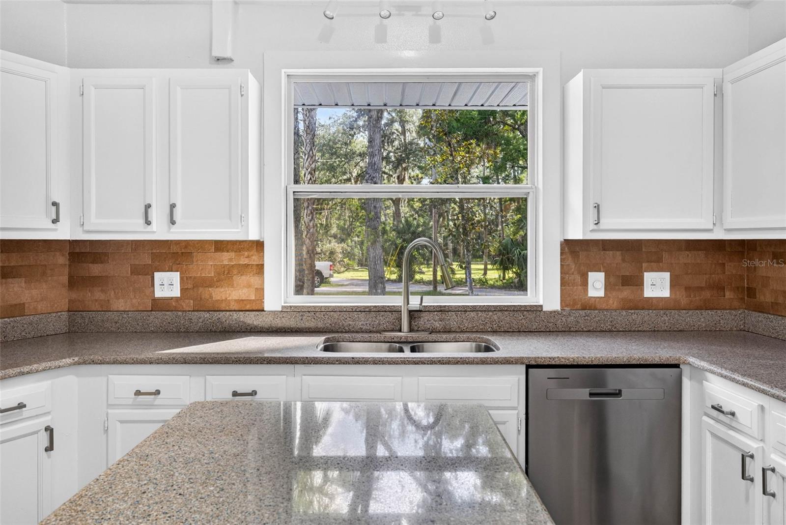 HOMOSASSA CO SUB - Residential