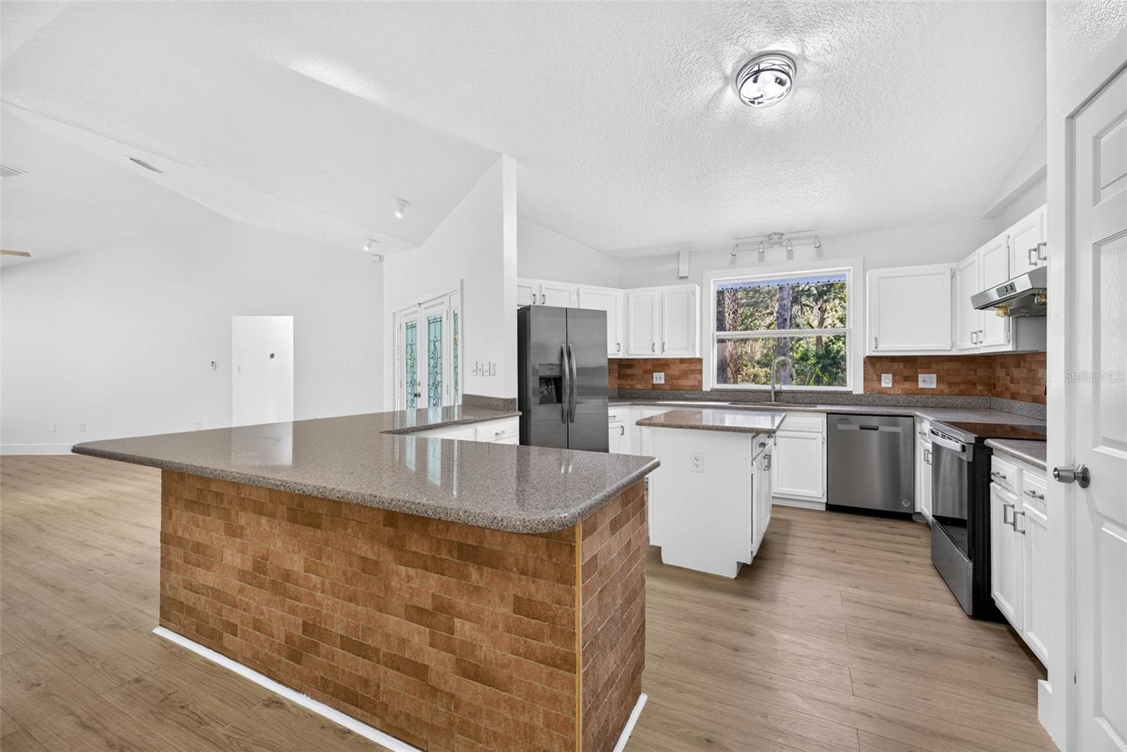 HOMOSASSA CO SUB - Residential