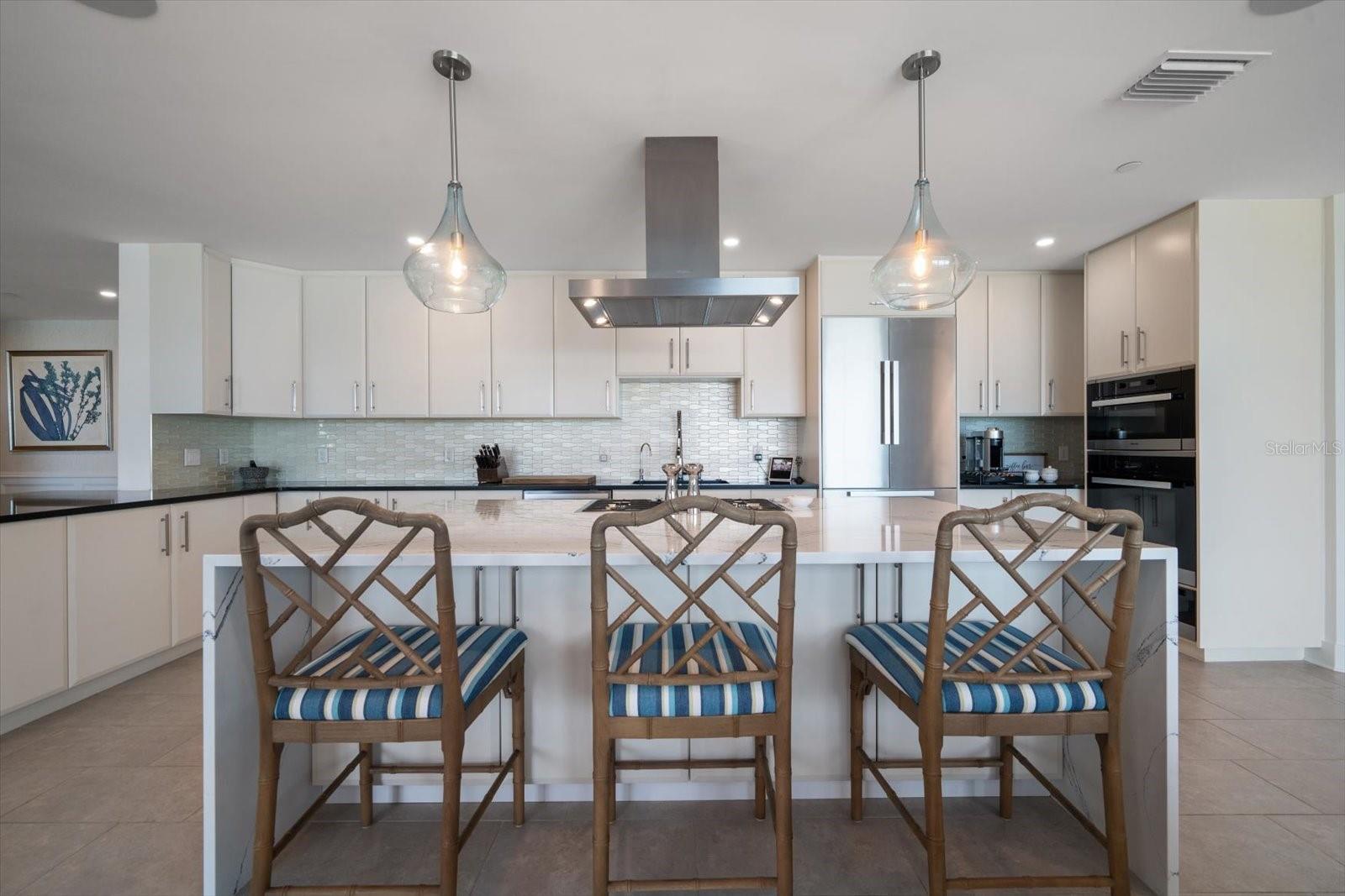PURA VIDA RESIDENCES CONDO - Residential
