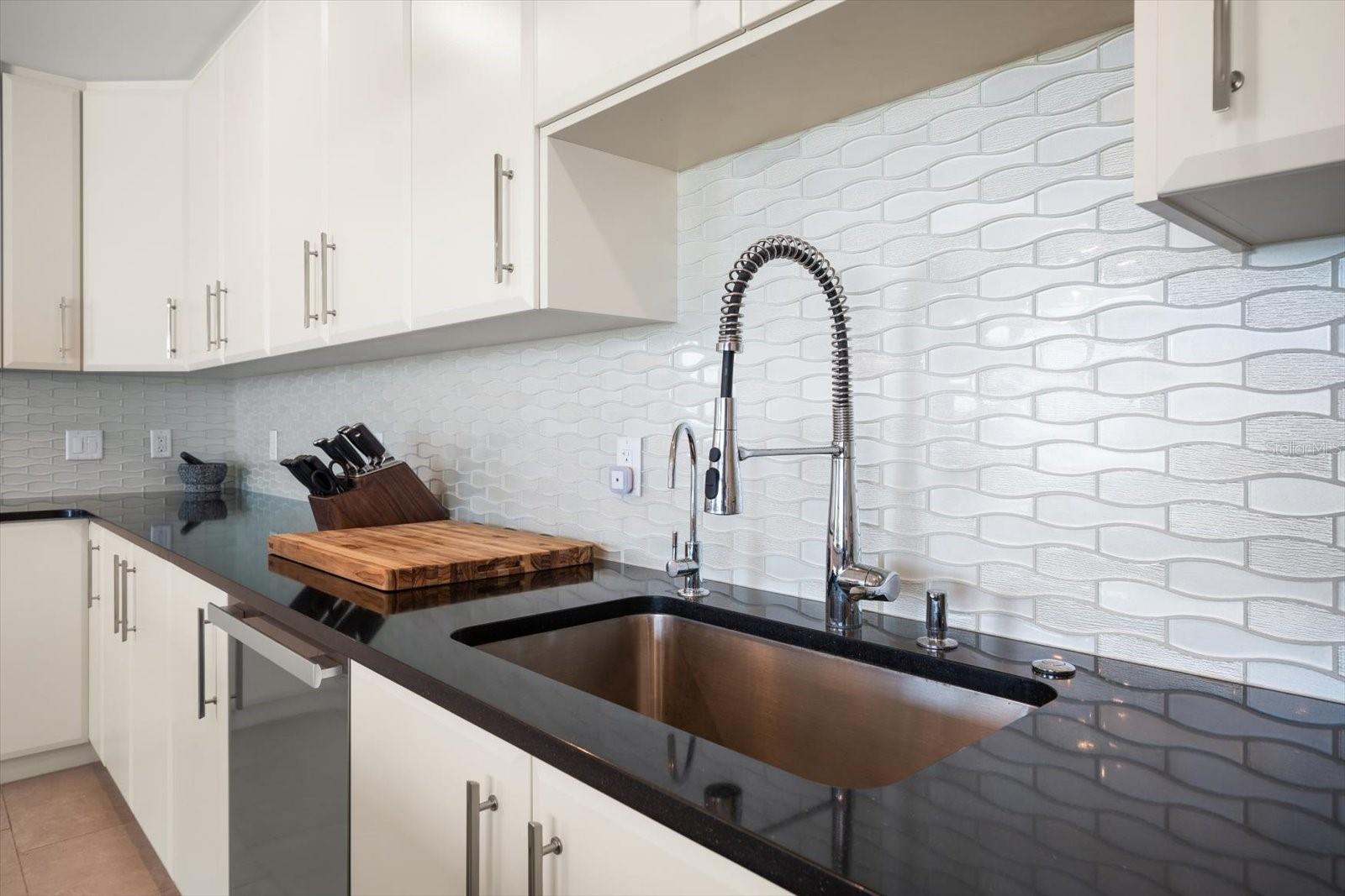 PURA VIDA RESIDENCES CONDO - Residential