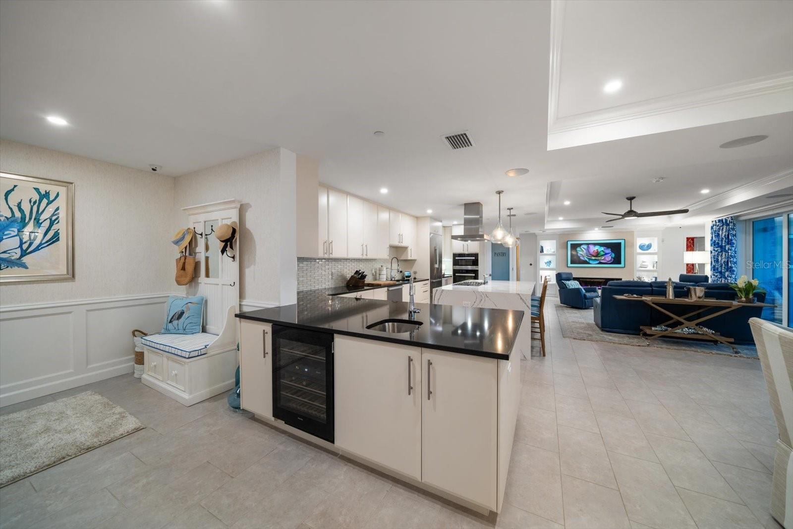 PURA VIDA RESIDENCES CONDO - Residential