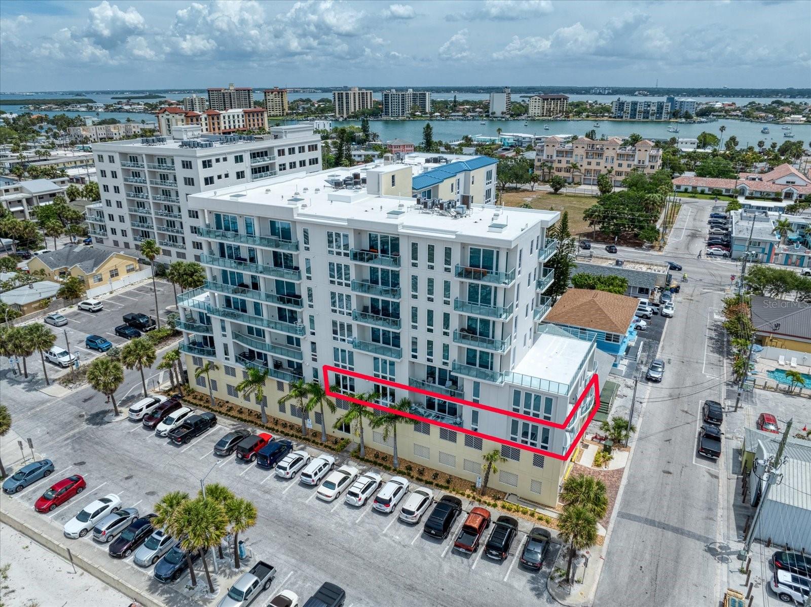 PURA VIDA RESIDENCES CONDO - Residential