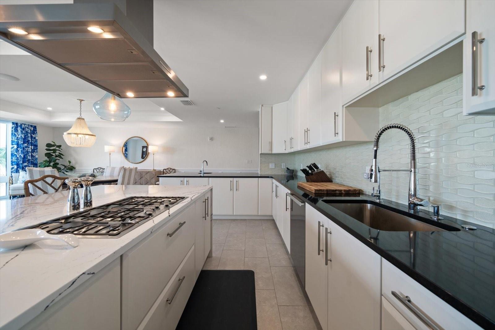 PURA VIDA RESIDENCES CONDO - Residential