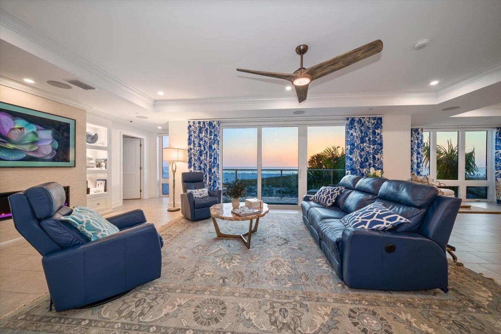 PURA VIDA RESIDENCES CONDO - Residential