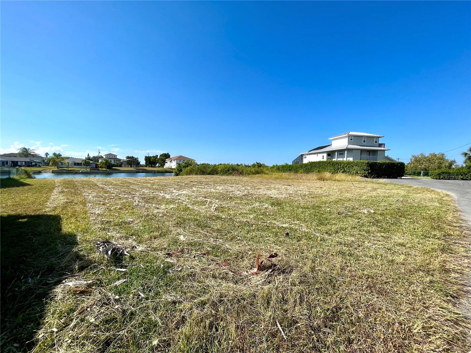 HERNANDO BEACH - Land