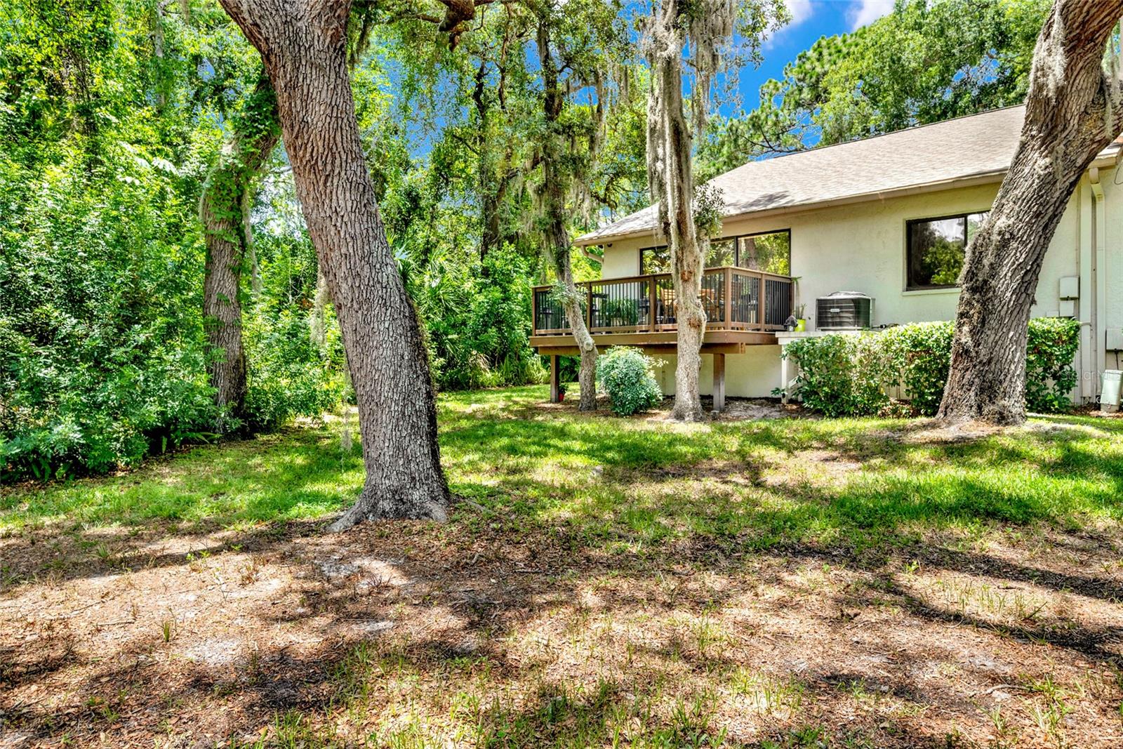 WHISPERING WOODS - Residential Lease