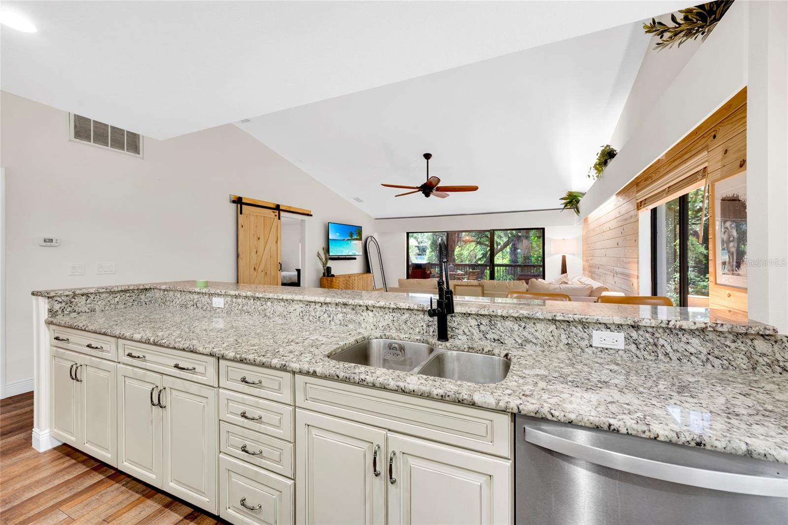 WHISPERING WOODS - Residential Lease