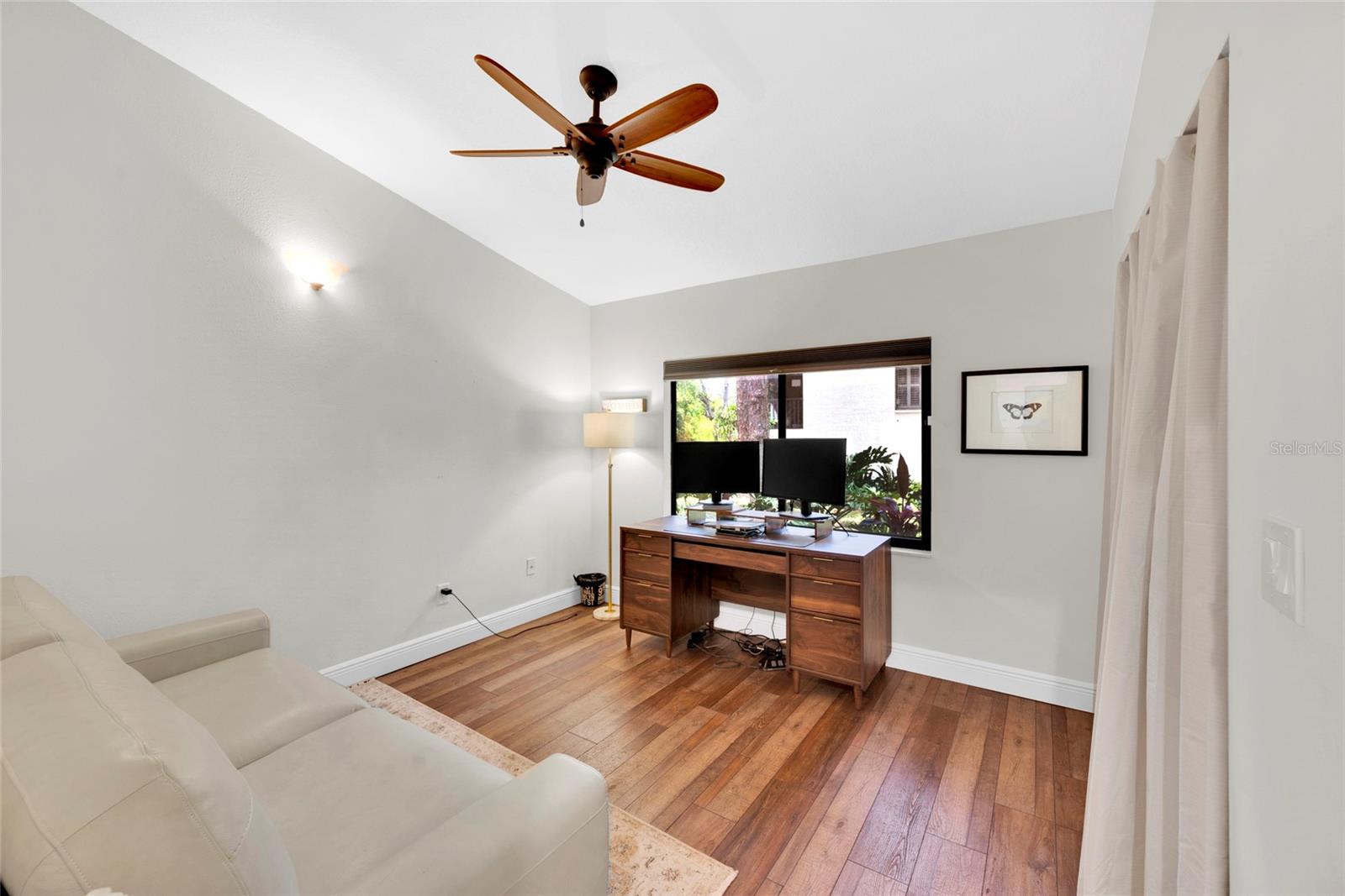 WHISPERING WOODS - Residential Lease
