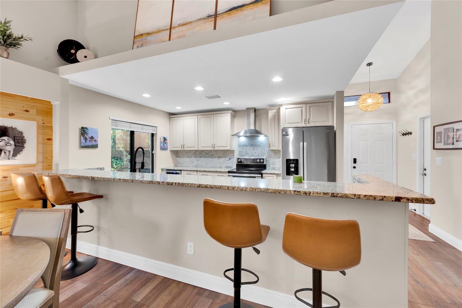 WHISPERING WOODS - Residential Lease