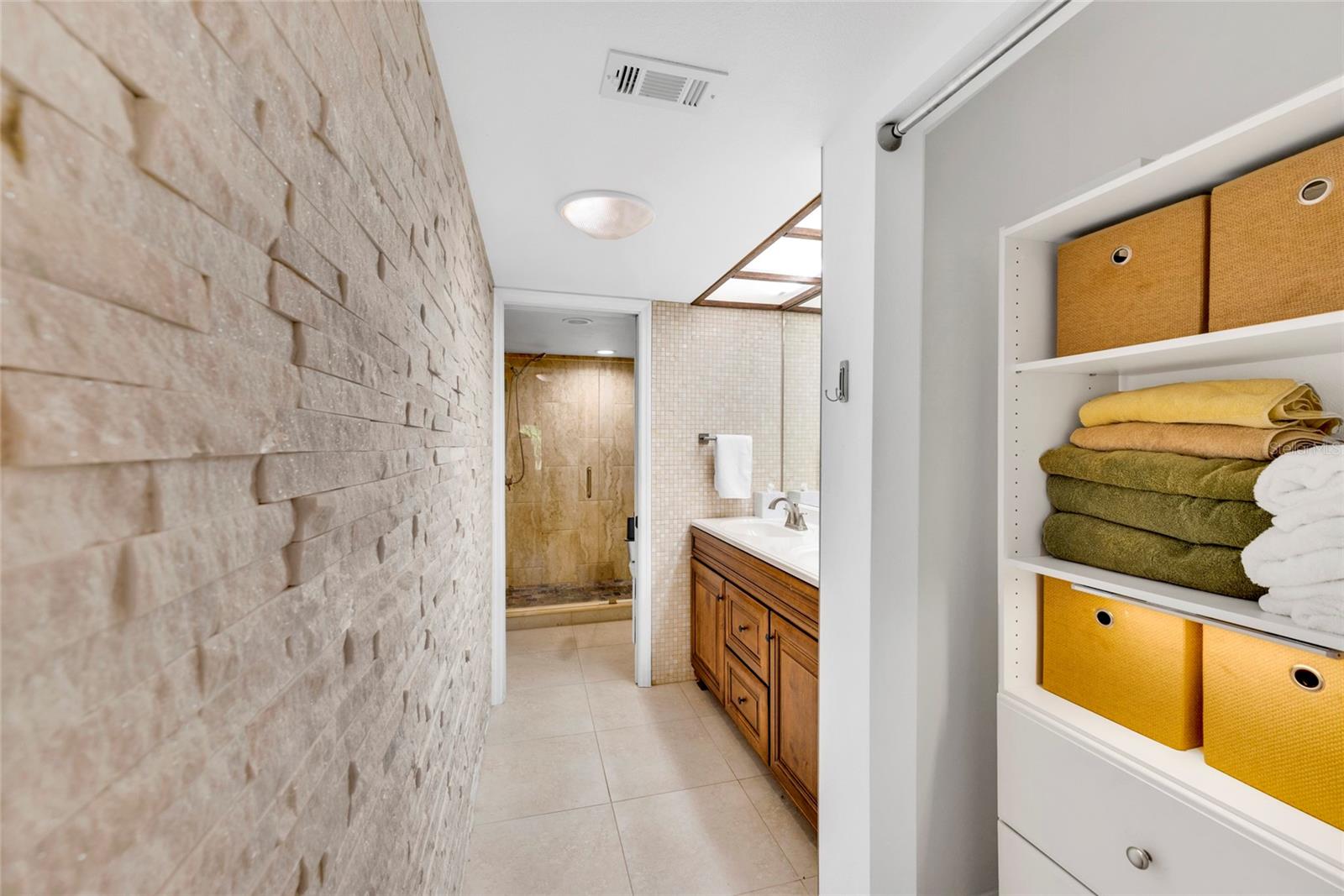 WHISPERING WOODS - Residential Lease