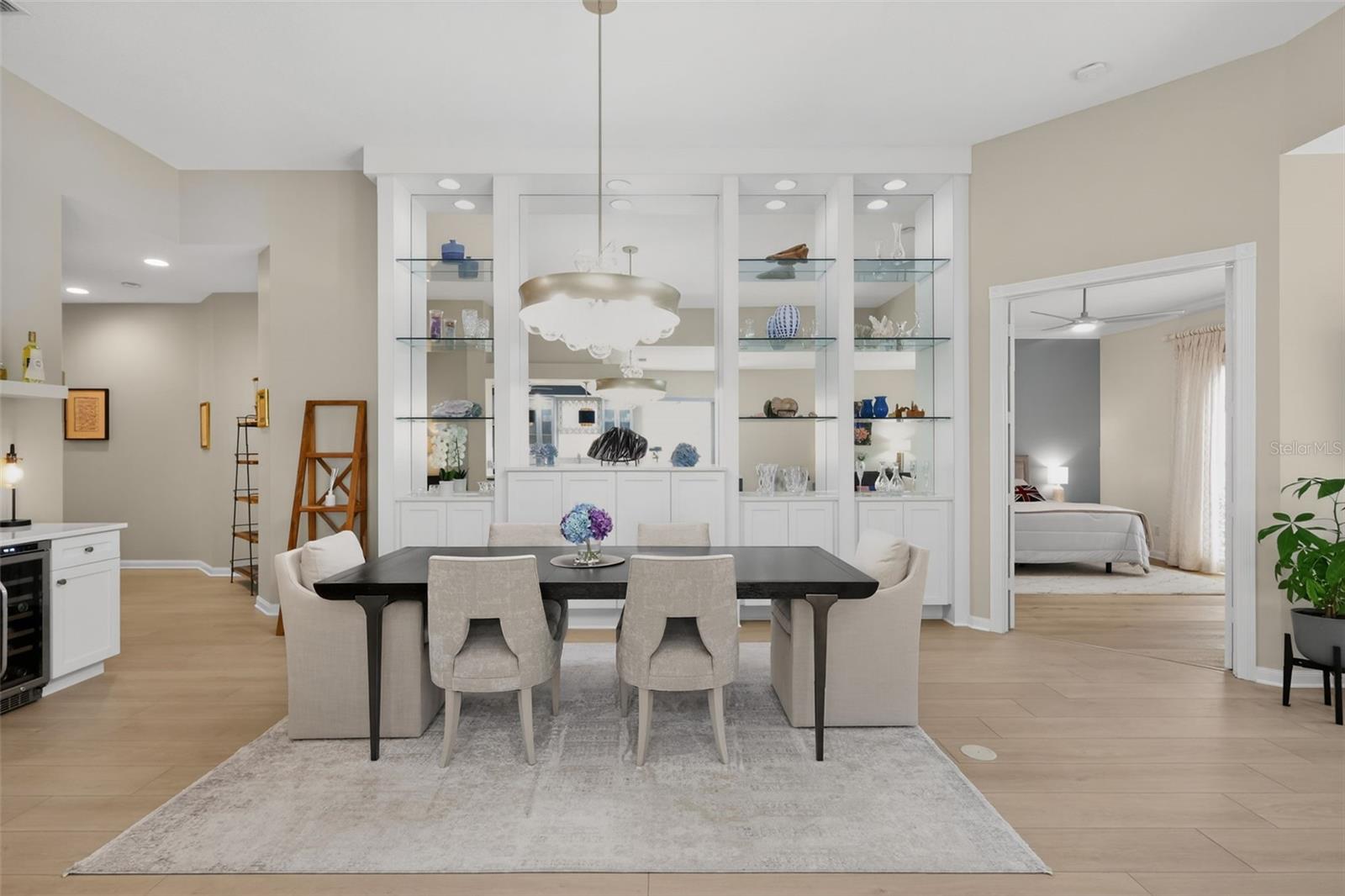 VILLAGEWALK - Residential