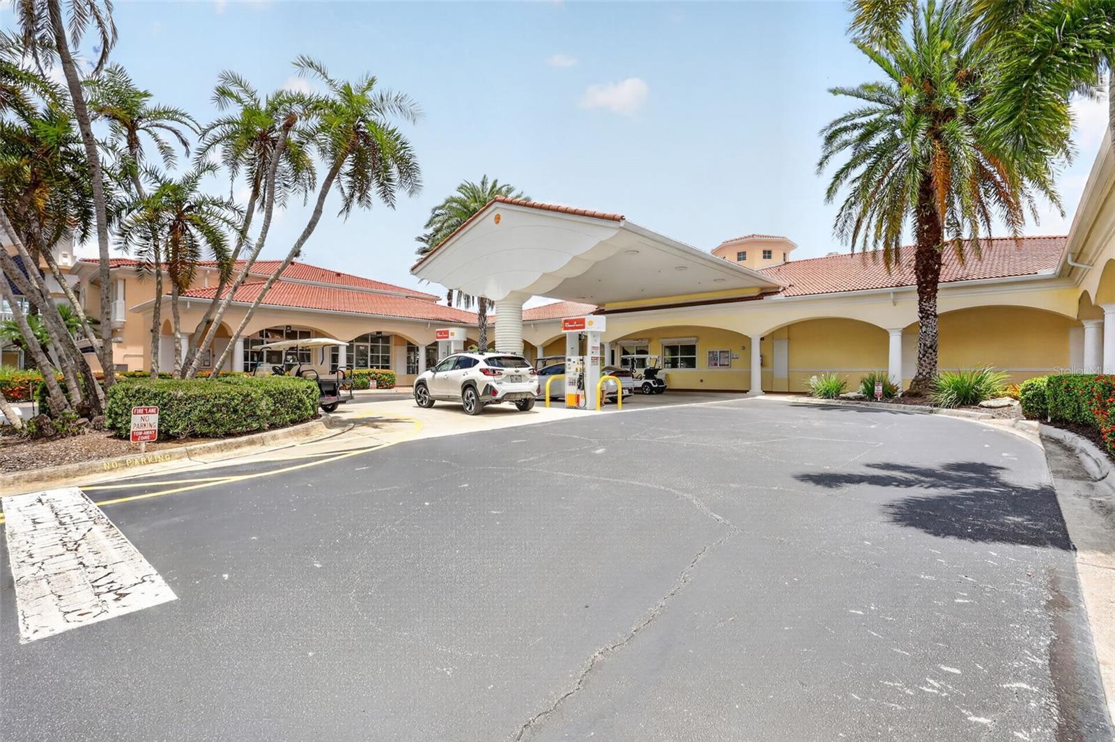 VILLAGEWALK - Residential
