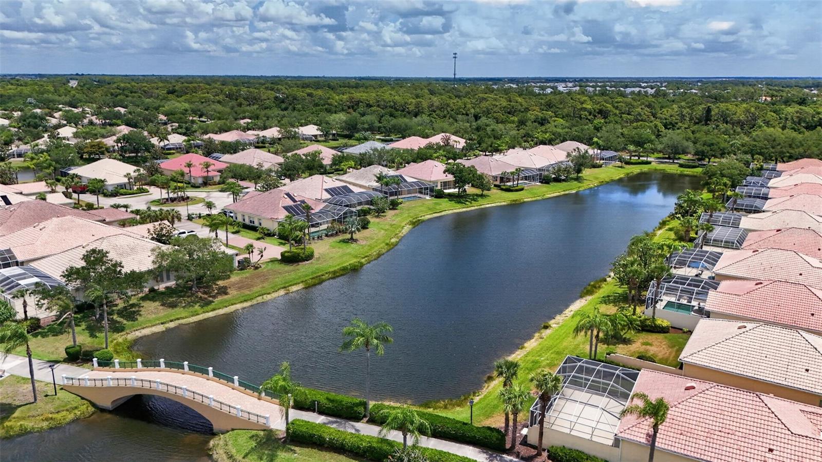 VILLAGEWALK - Residential