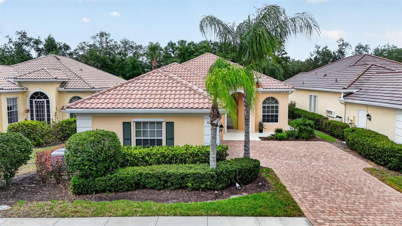 VILLAGEWALK - Residential