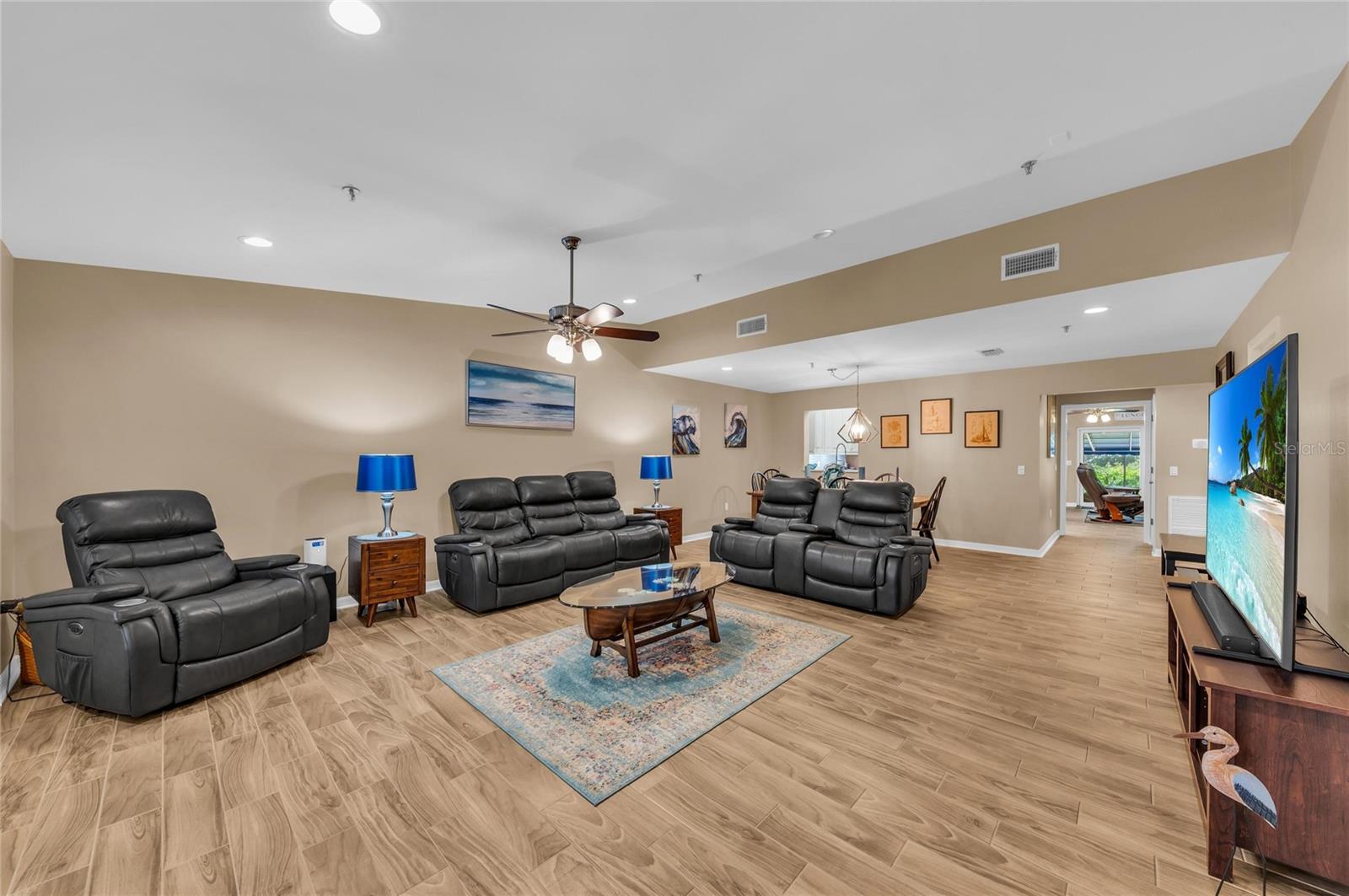 HARBOUR OAKS 2 - Residential