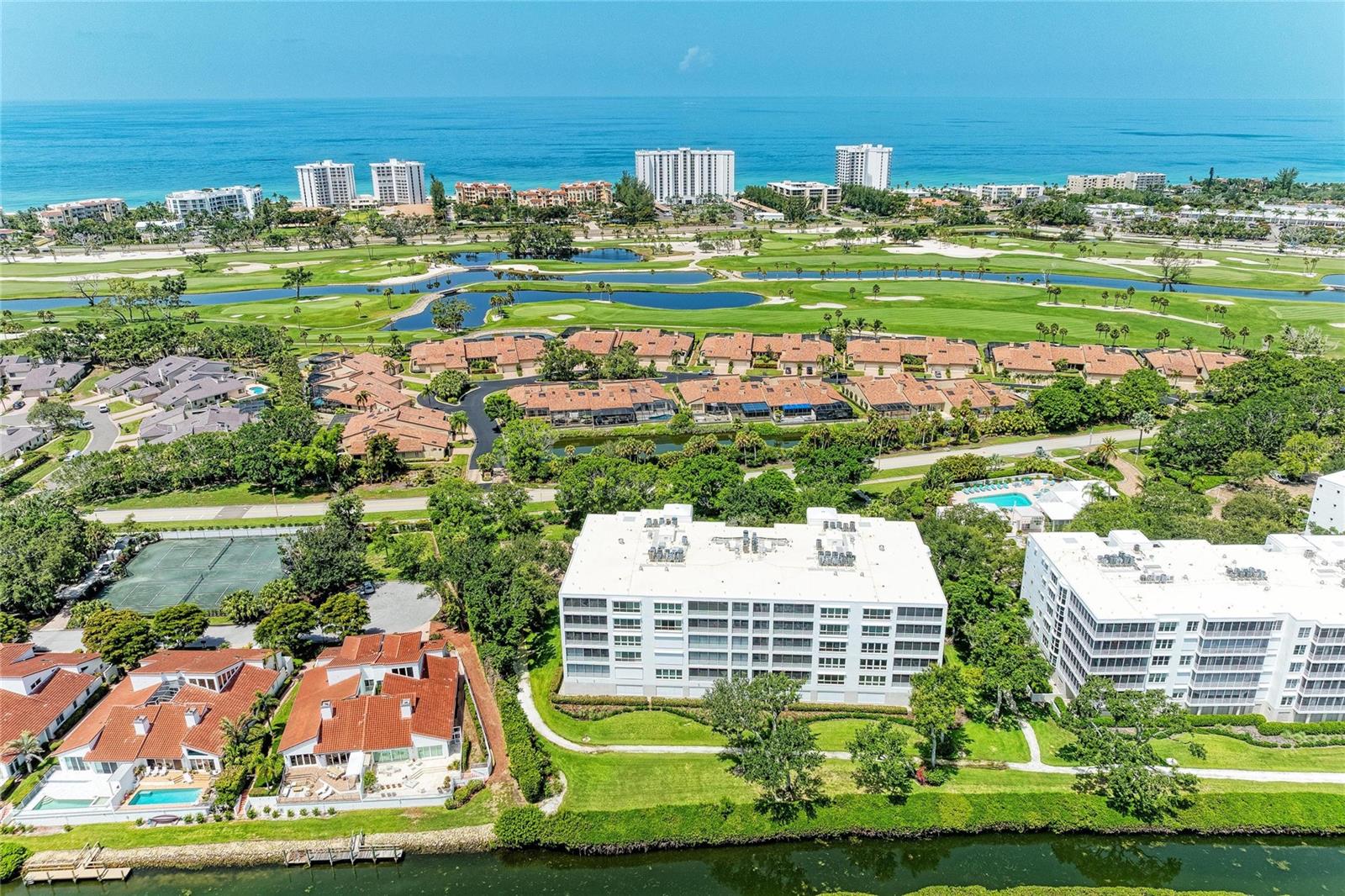 HARBOUR OAKS 2 - Residential