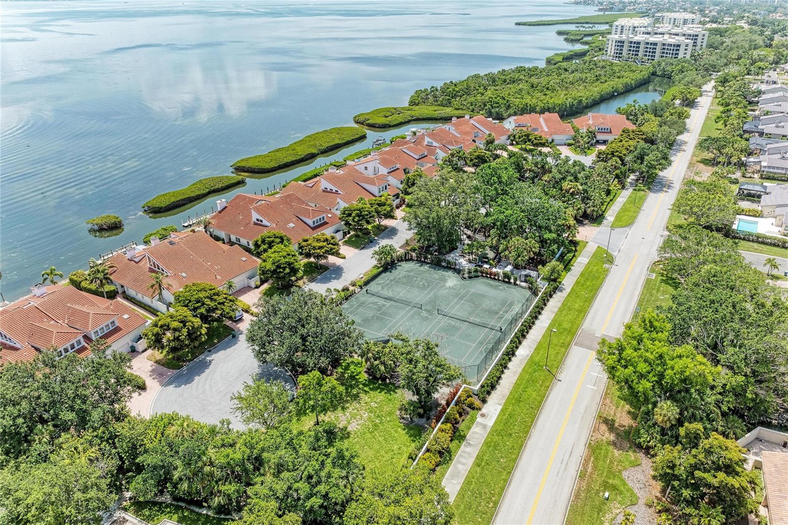 HARBOUR OAKS 2 - Residential