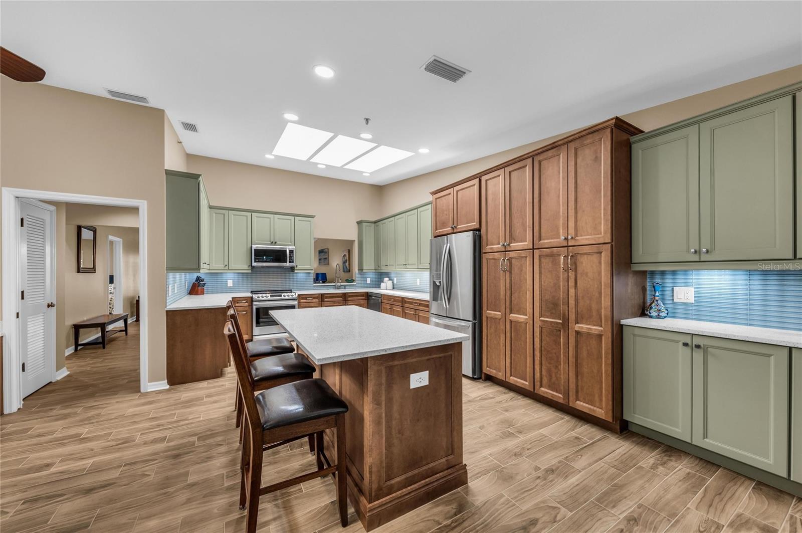HARBOUR OAKS 2 - Residential