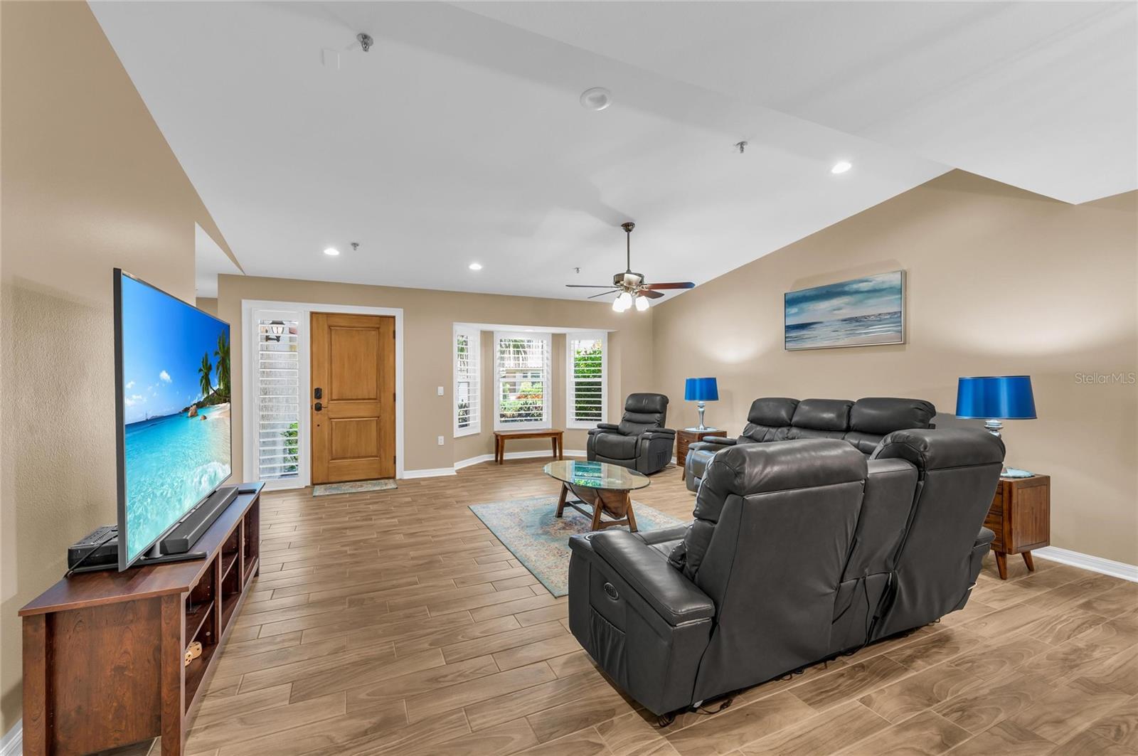 HARBOUR OAKS 2 - Residential