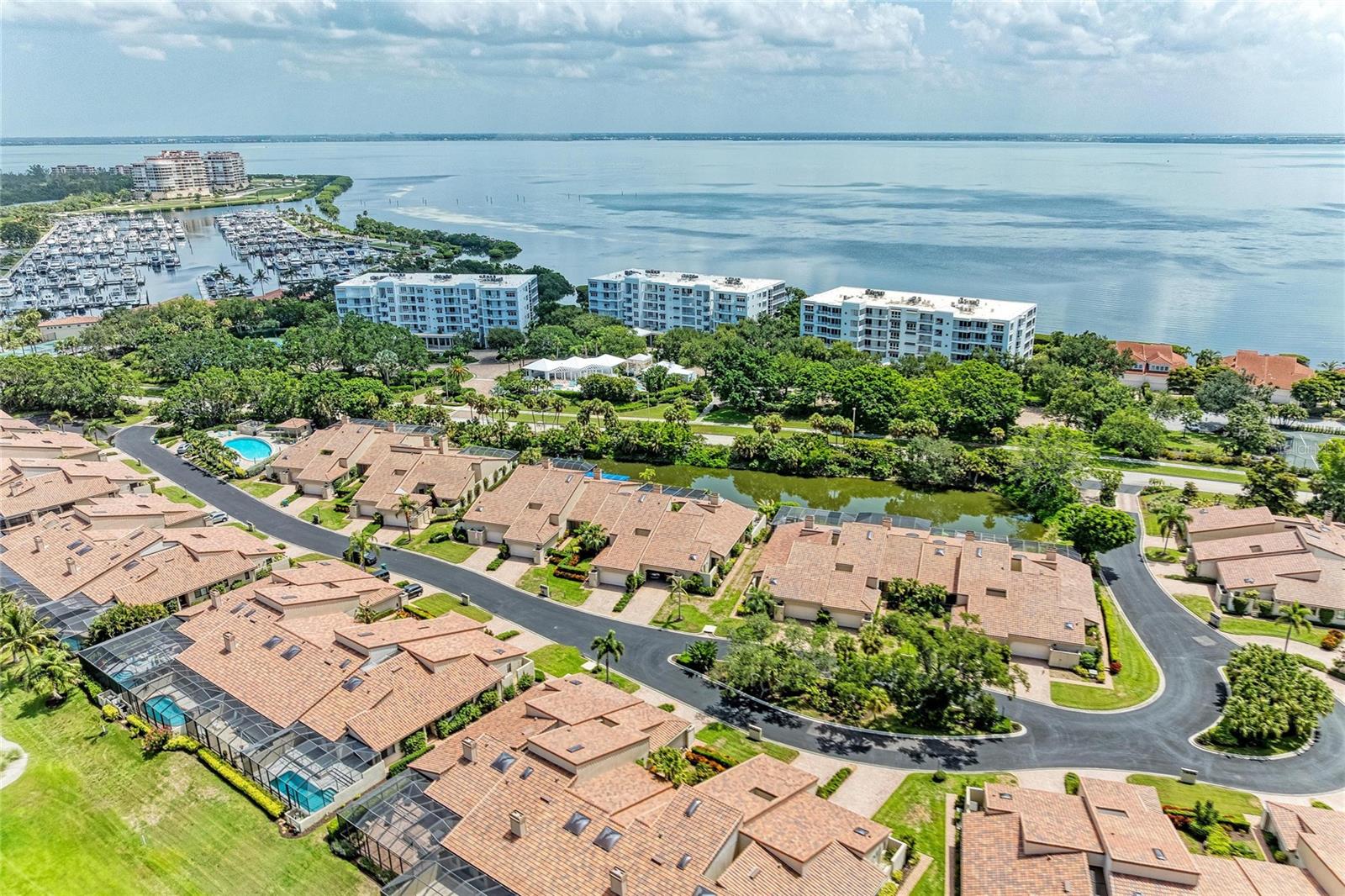 HARBOUR OAKS 2 - Residential