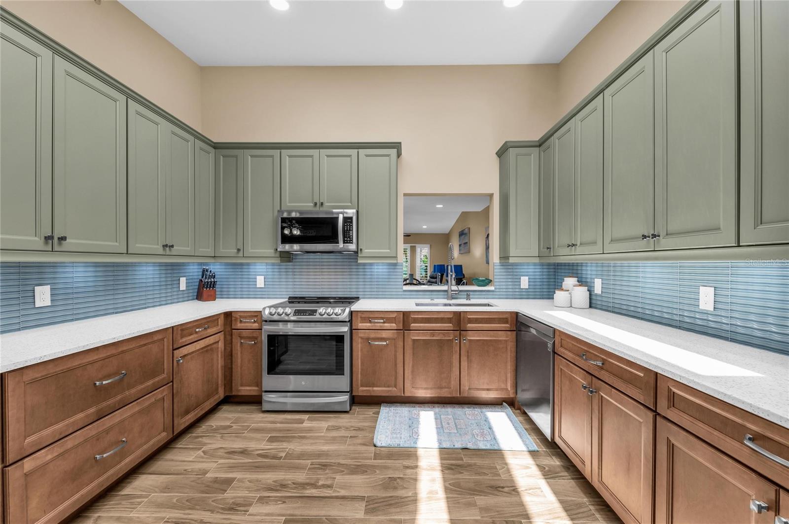 HARBOUR OAKS 2 - Residential