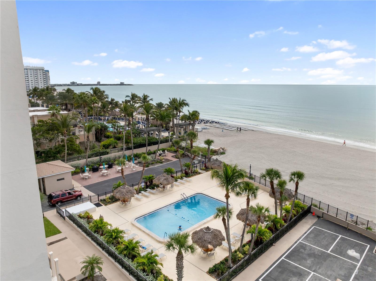 LIDO BEACH CLUB - Residential