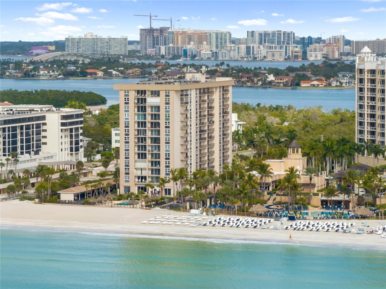 LIDO BEACH CLUB - Residential