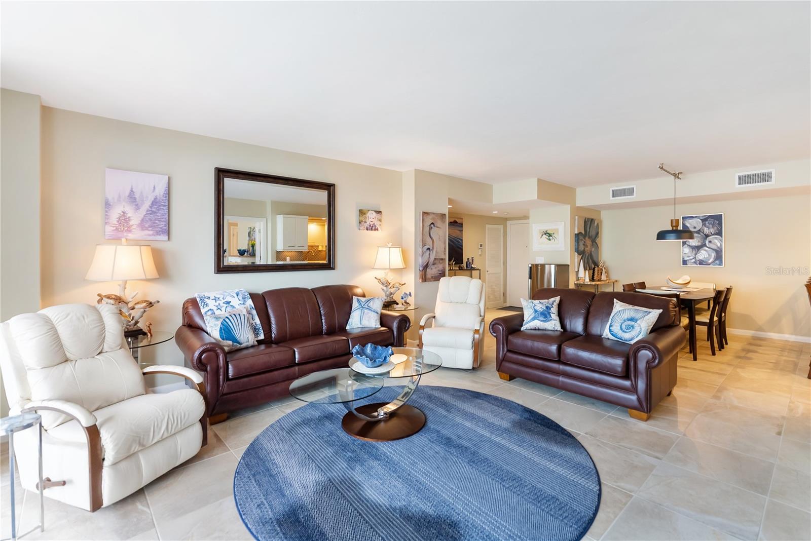 LIDO BEACH CLUB - Residential
