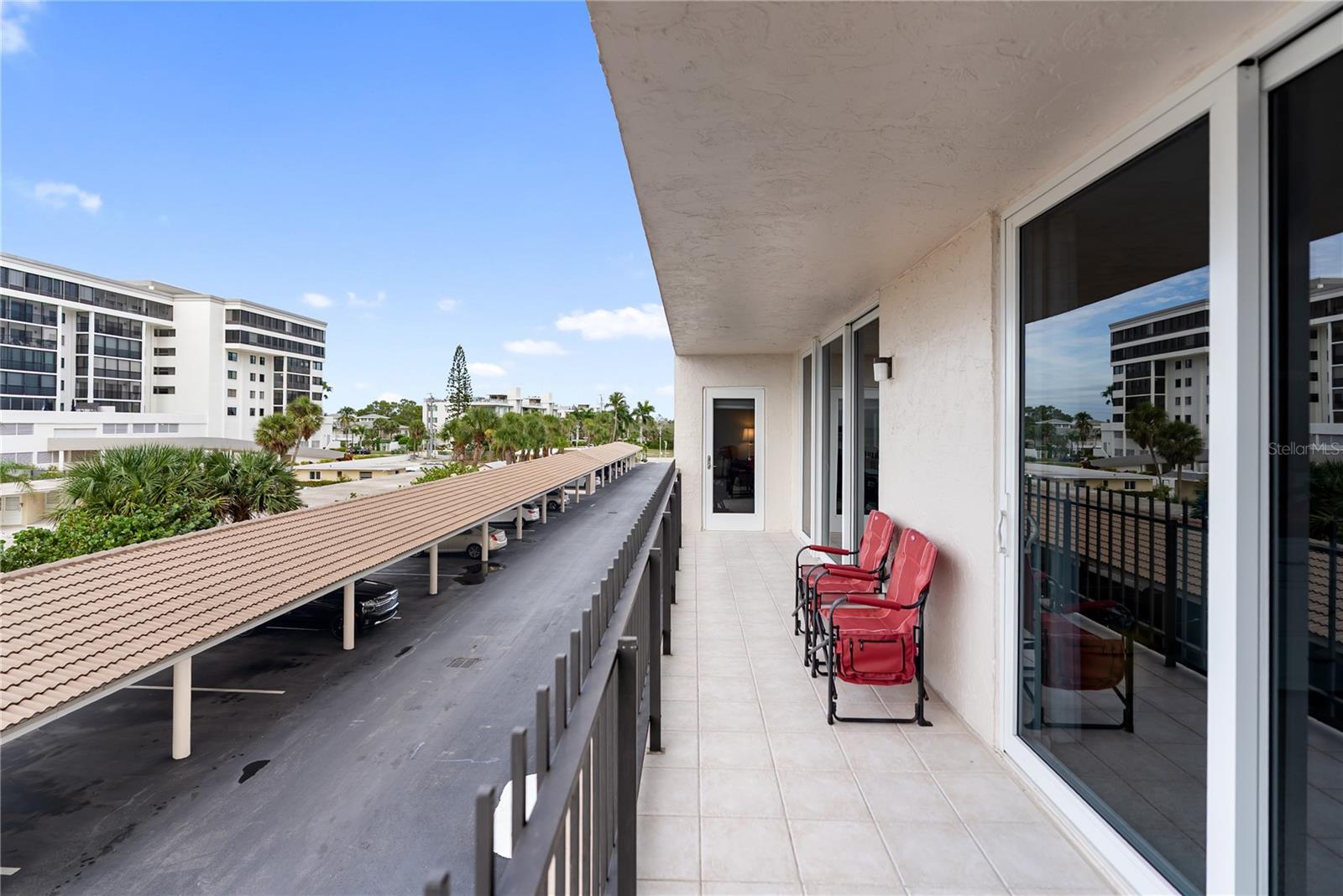 LIDO BEACH CLUB - Residential