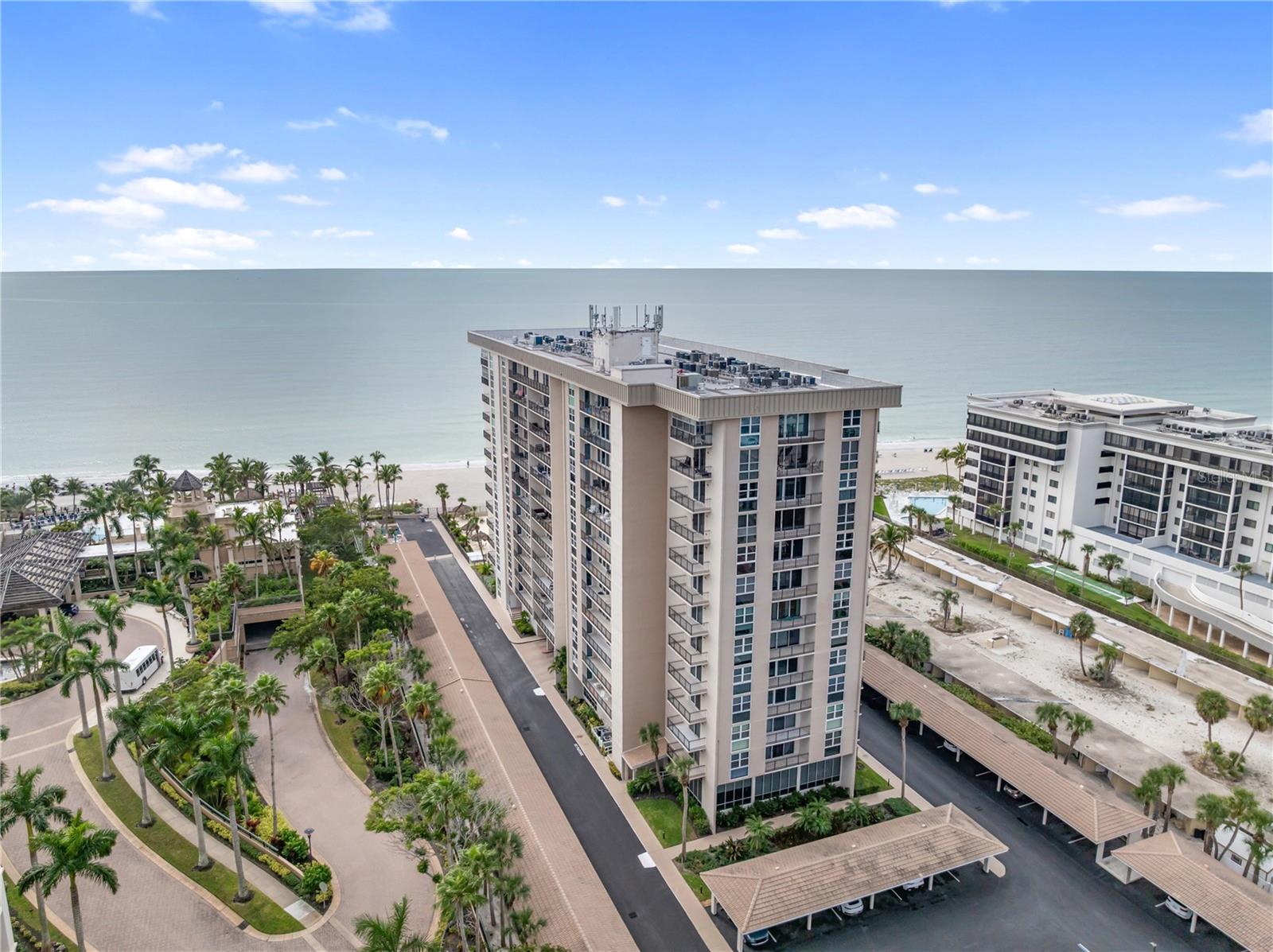 LIDO BEACH CLUB - Residential