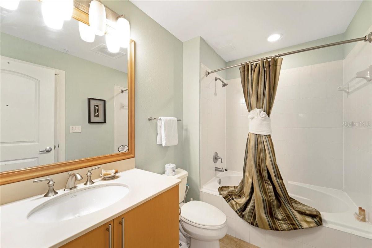 OCEAN VISTAS CONDO - Residential