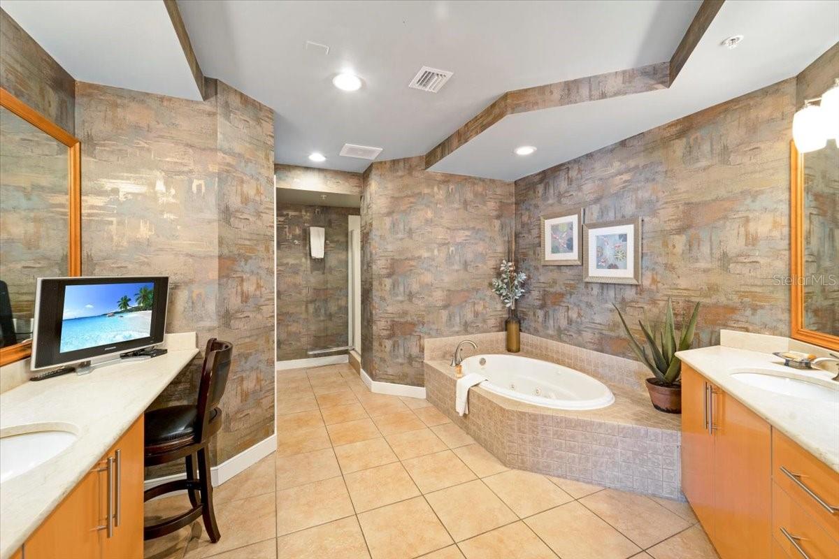 OCEAN VISTAS CONDO - Residential